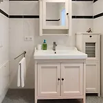 Luxus Nahe Porta Nigra, Parkplatz & Wlan Apartamento *