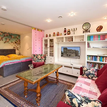 Apartment Luxus Studio Trier Nahe Porta Nigra, Parkplatz & Wlan Trier