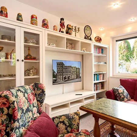 Luxus Nahe Porta Nigra, Parkplatz & Wlan Appartement