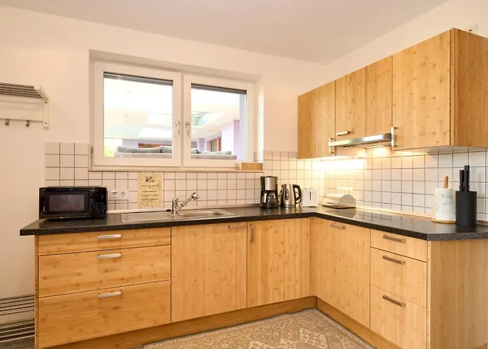Apartment Luxus Studio Trier Nahe Porta Nigra, Parkplatz & Wlan *